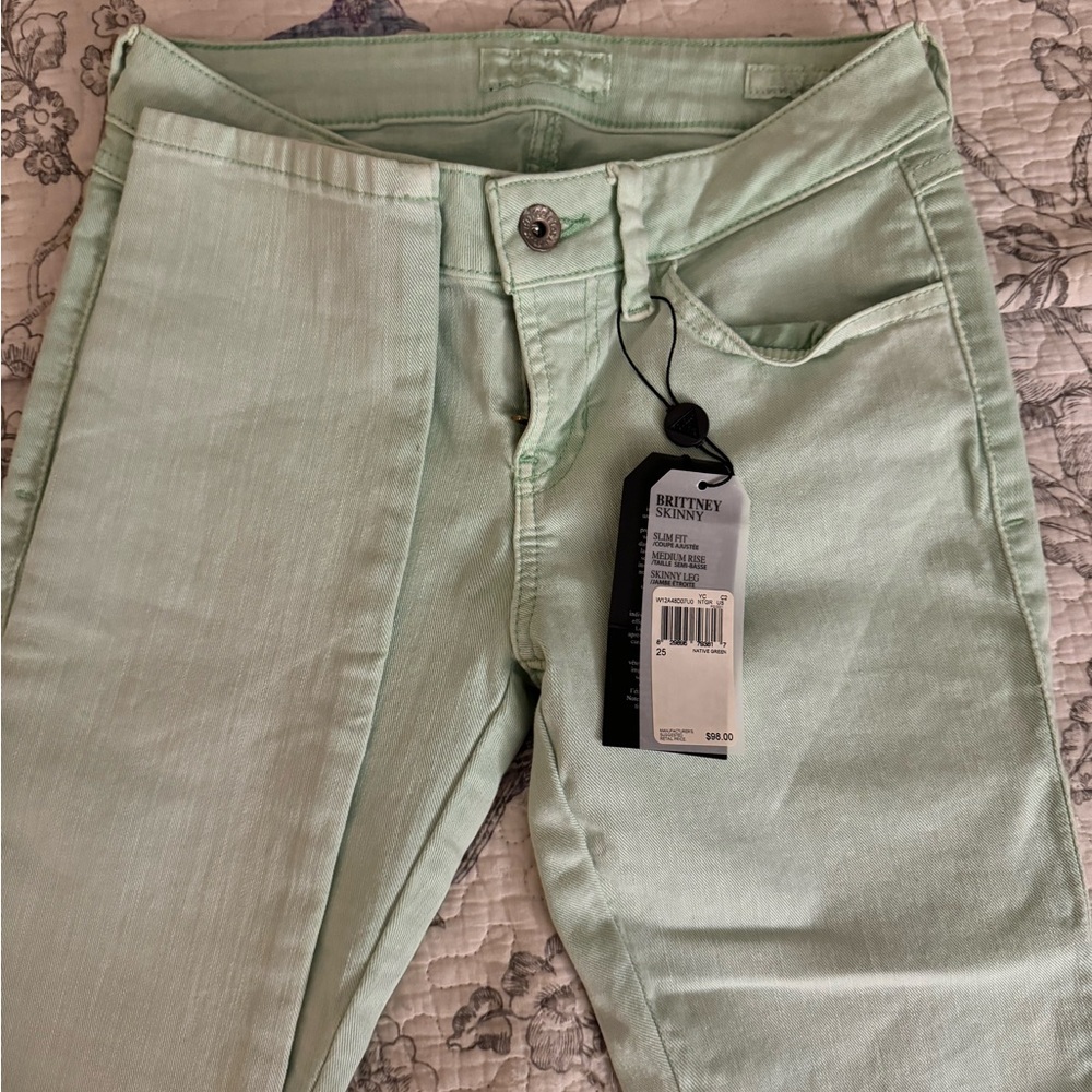 Jeans - Picture 2 of 3